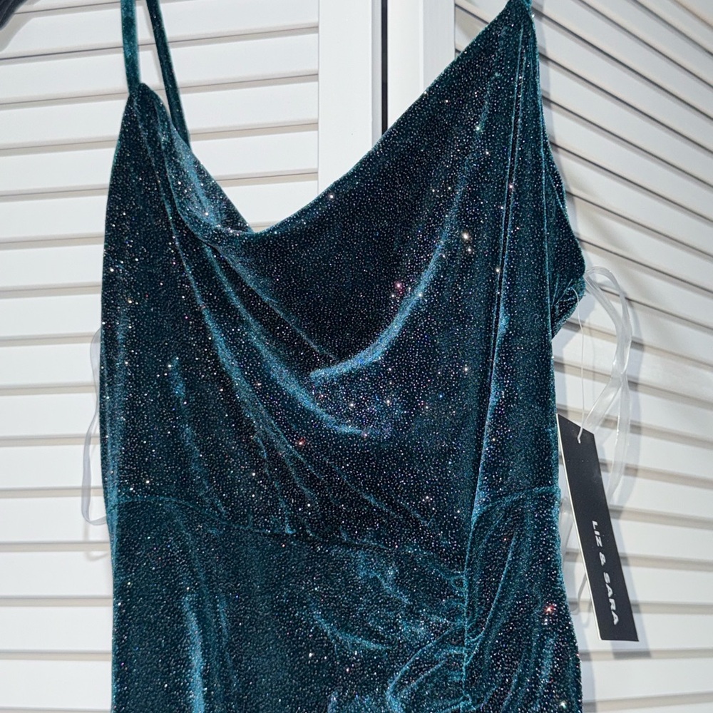 Elegant Teal Velvet Dress